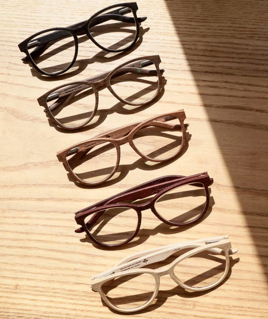 Five Lily frames of different wood essences